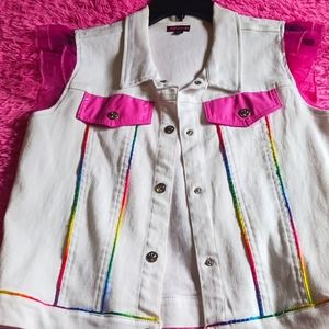 JoJo Siwa vest